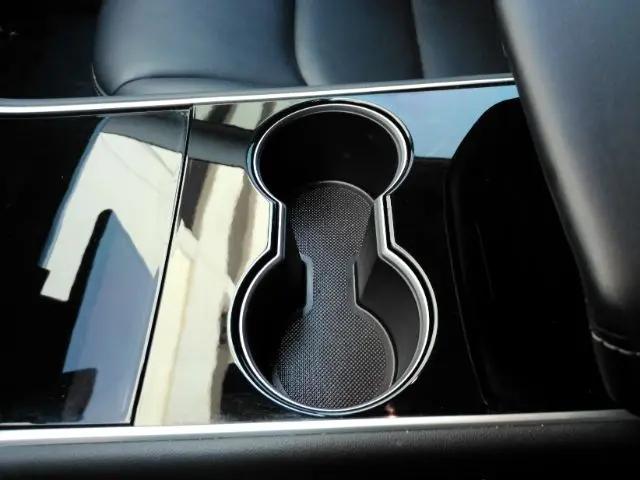 2019 Tesla Model 3 Performance
