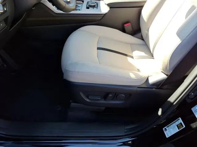 2025 Mazda X-90 Premium Sport