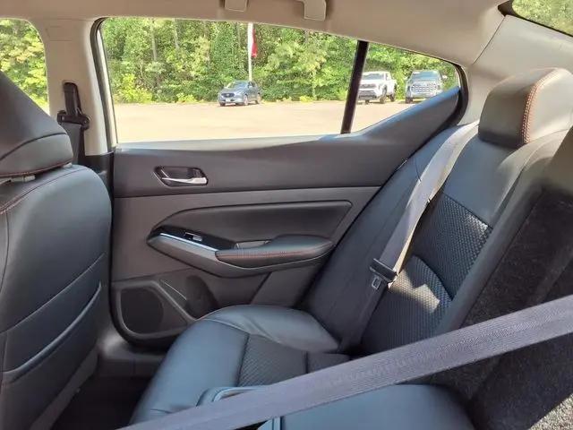 2024 Nissan Altima SR FWD