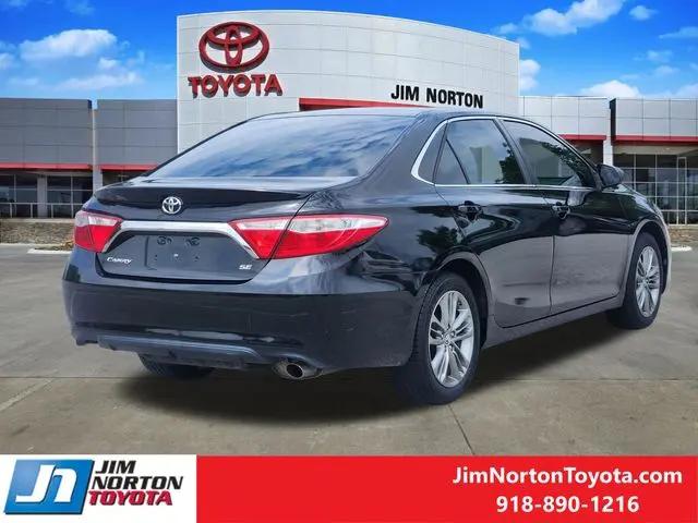 2016 Toyota Camry SE
