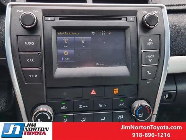 2016 Toyota Camry SE