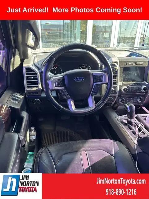 2017 Ford F-150 Platinum