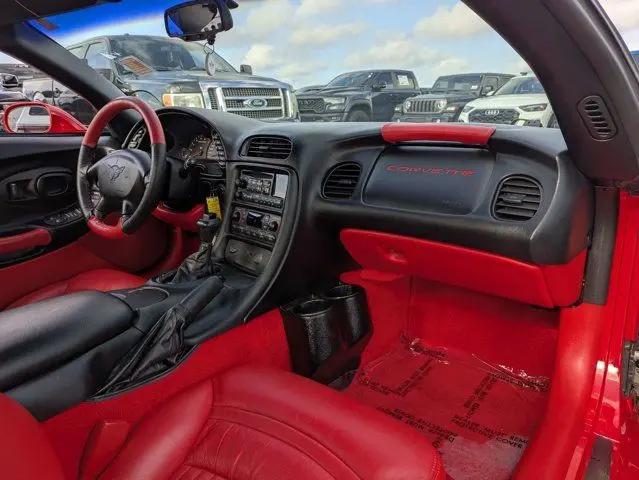 2000 Chevrolet Corvette Base