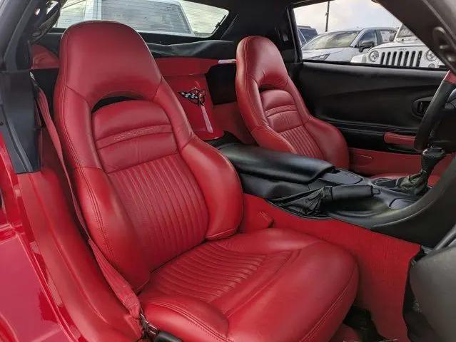 2000 Chevrolet Corvette Base