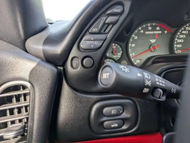 2000 Chevrolet Corvette Base