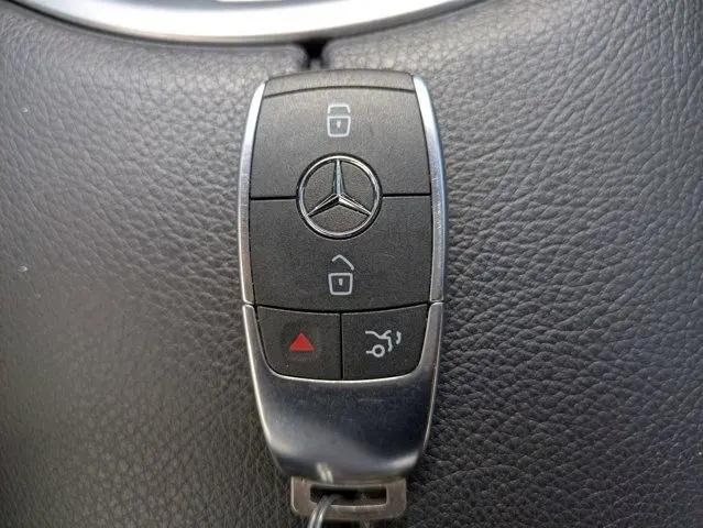 2022 Mercedes-Benz GLC 4MATIC SUV