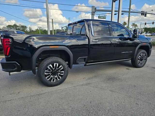 2026 GMC Sierra 2500HD Crew Cab, Standard Bed, Denali Ultimate, 4WD