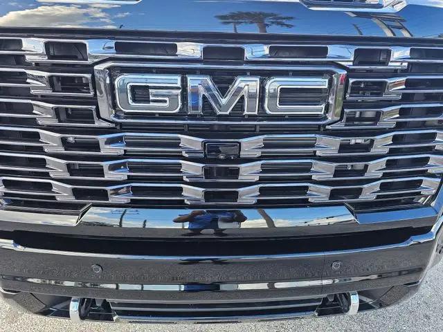2026 GMC Sierra 2500HD Crew Cab, Standard Bed, Denali Ultimate, 4WD