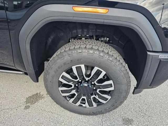 2026 GMC Sierra 2500HD Crew Cab, Standard Bed, Denali Ultimate, 4WD
