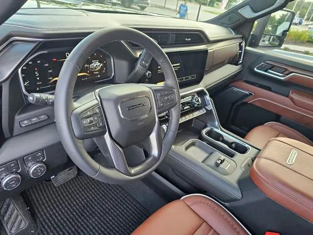 2026 GMC Sierra 2500HD Crew Cab, Standard Bed, Denali Ultimate, 4WD
