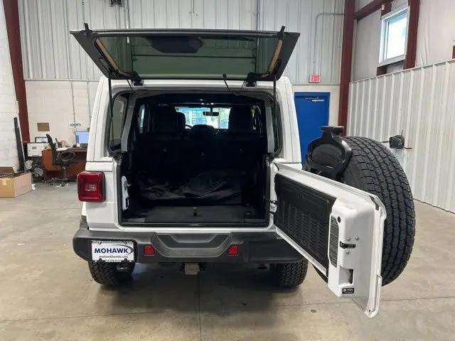2022 Jeep Wrangler Unlimited Sahara 4x4