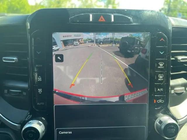 2023 Ram 1500 Big Horn Crew Cab 4x4 5'7" Box