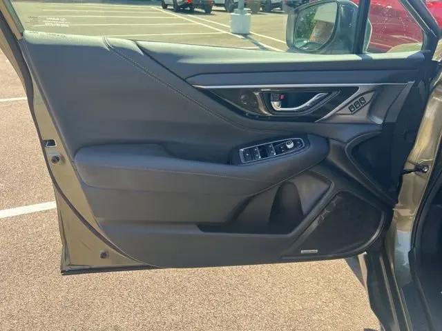 2025 Subaru Outback Touring XT