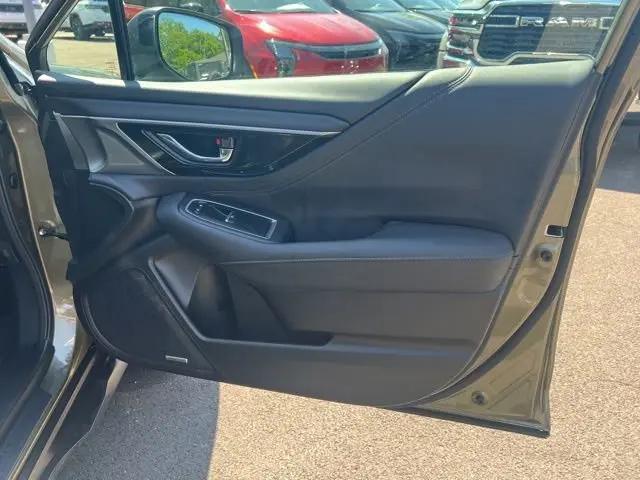 2025 Subaru Outback Touring XT