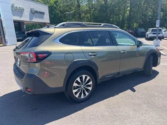 2025 Subaru Outback Touring XT