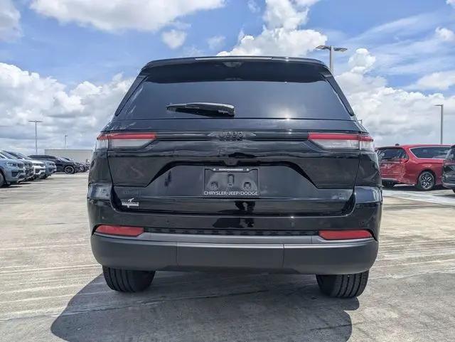 2026 Jeep Grand Cherokee 85th Anniversary Edition