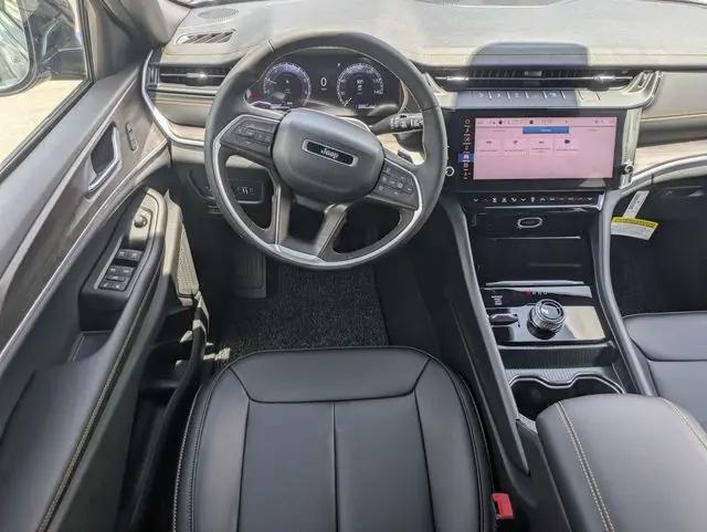 2026 Jeep Grand Cherokee 85th Anniversary Edition