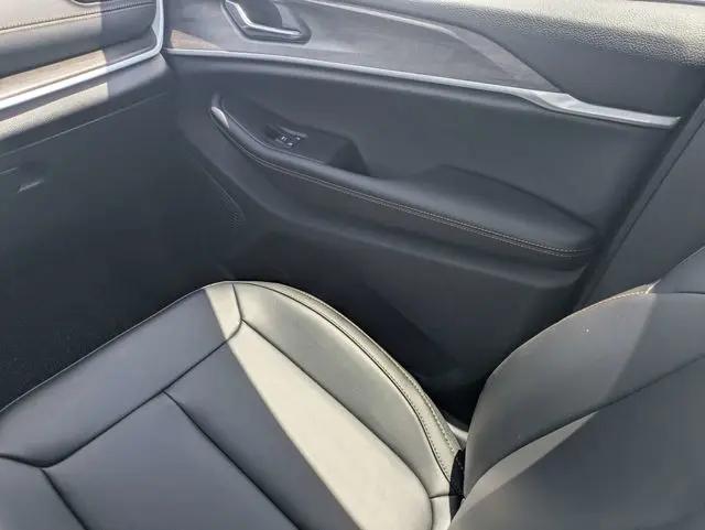 2026 Jeep Grand Cherokee 85th Anniversary Edition