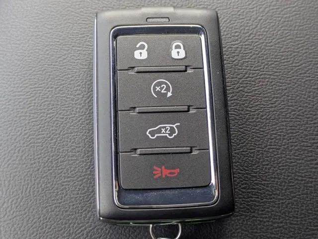 2026 Jeep Grand Cherokee 85th Anniversary Edition