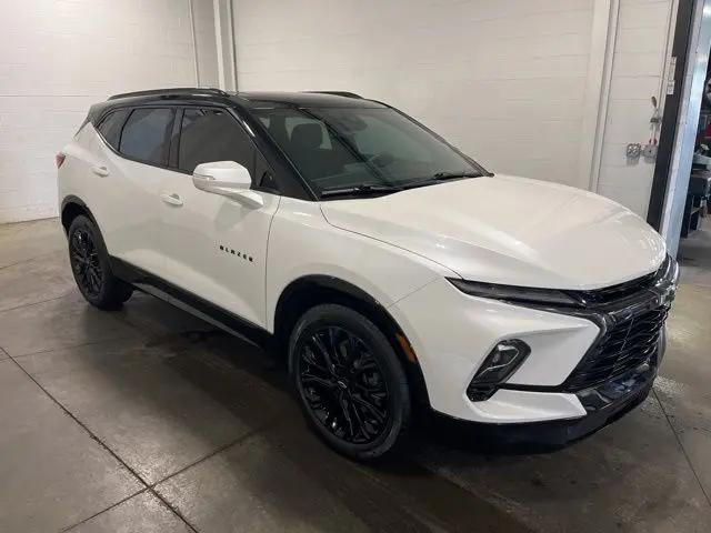 2024 Chevrolet Blazer AWD RS