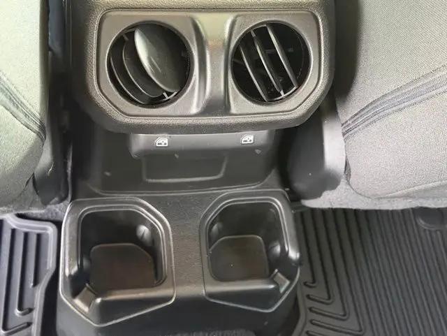 2020 Jeep Wrangler Sport S 4x4