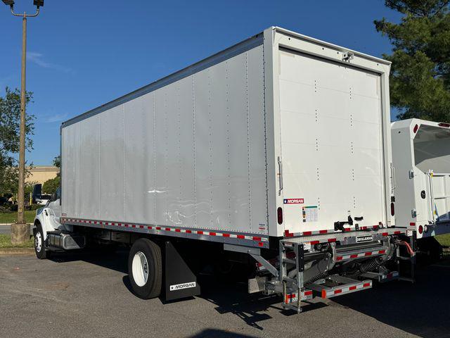 2027 Ford F-750 Base