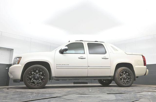 2012 Chevrolet Avalanche LTZ
