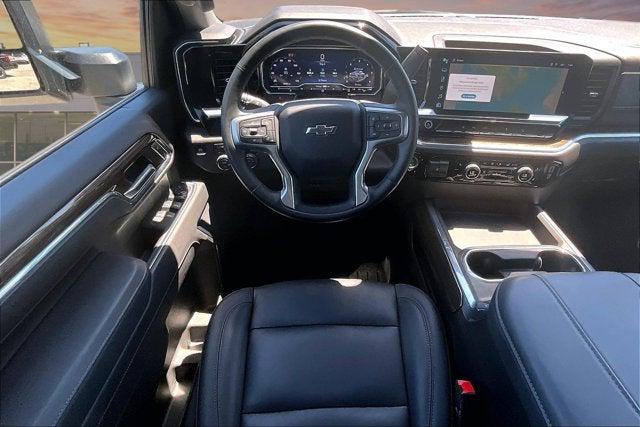 2025 Chevrolet Silverado 2500HD 4WD Crew Cab Standard Bed LT