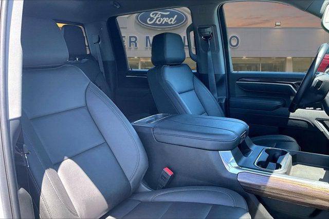 2025 Chevrolet Silverado 2500HD 4WD Crew Cab Standard Bed LT