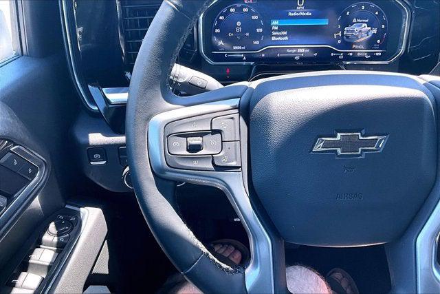 2025 Chevrolet Silverado 2500HD 4WD Crew Cab Standard Bed LT