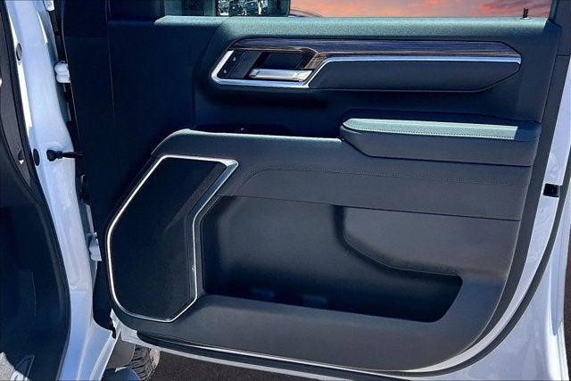 2025 Chevrolet Silverado 2500HD 4WD Crew Cab Standard Bed LT