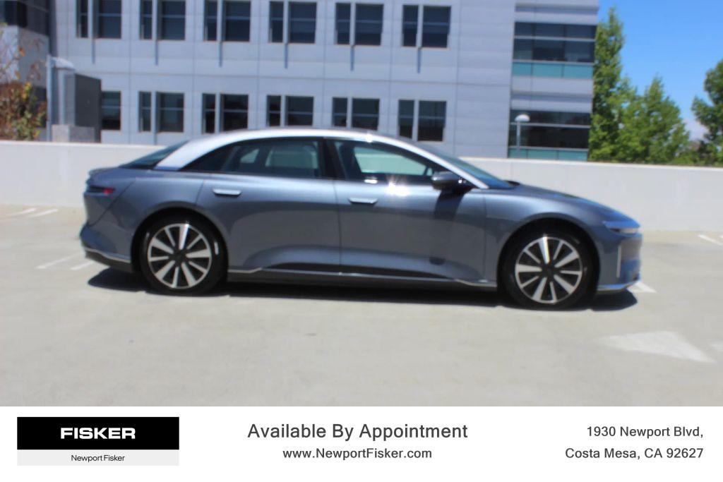 2024 Lucid Air Touring's photo
