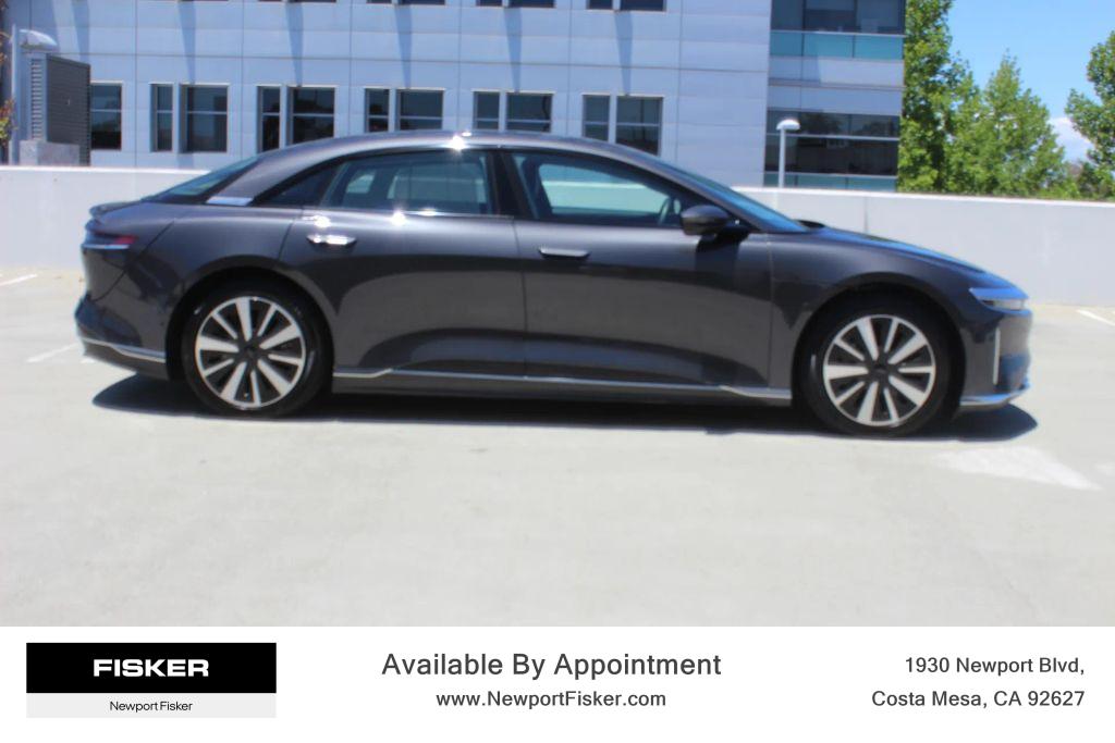 2024 Lucid Air Touring's photo