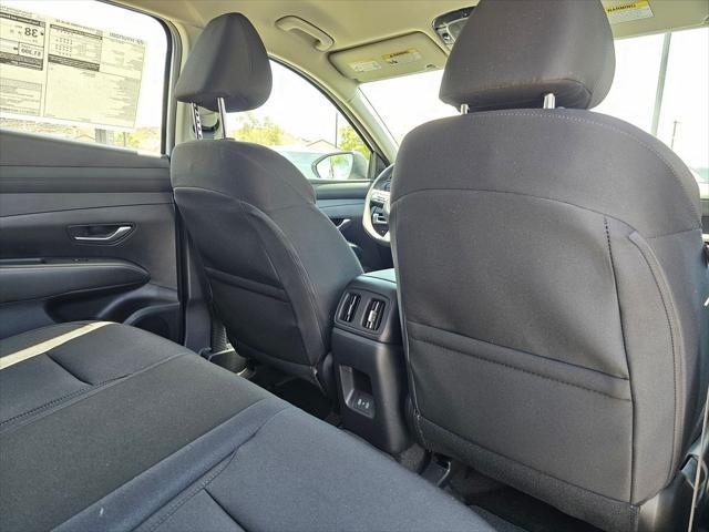 2026 Hyundai Tucson Hybrid Blue SE