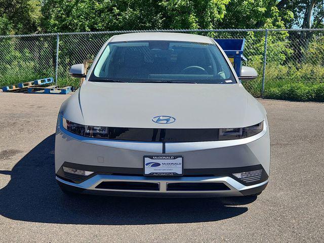 2024 Hyundai IONIQ 5 SE