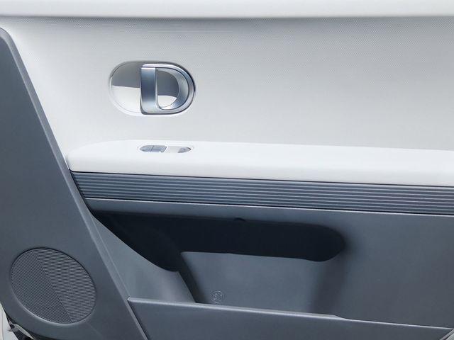 2024 Hyundai IONIQ 5 SE