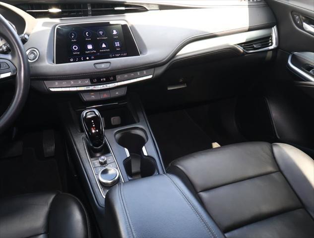 2023 Cadillac XT4 FWD Premium Luxury