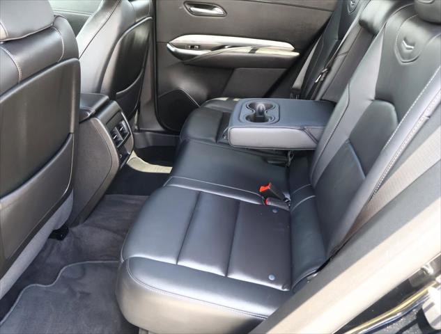 2023 Cadillac XT4 FWD Premium Luxury