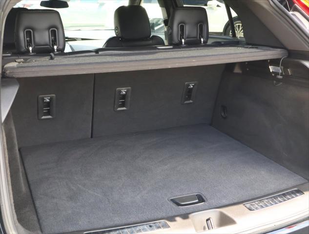 2023 Cadillac XT4 FWD Premium Luxury
