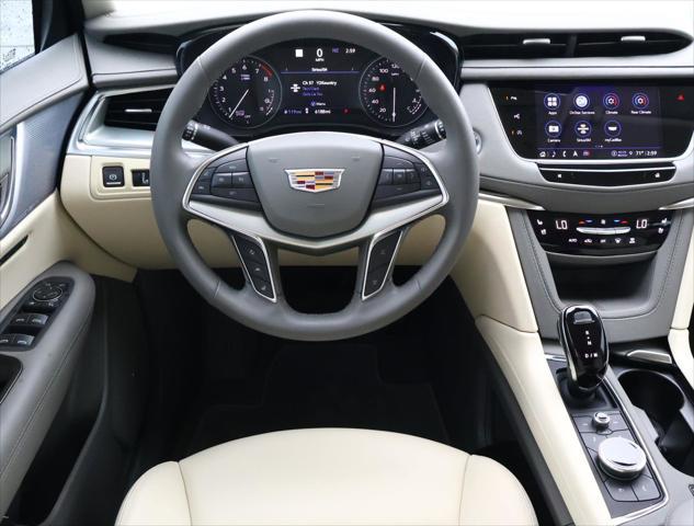 2025 Cadillac XT5 FWD Premium Luxury