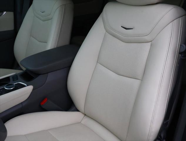 2025 Cadillac XT5 FWD Premium Luxury