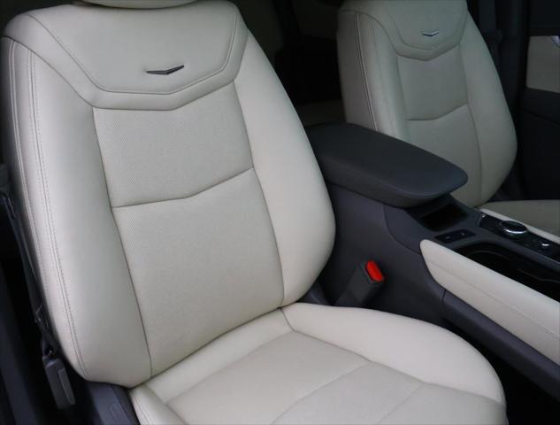 2025 Cadillac XT5 FWD Premium Luxury