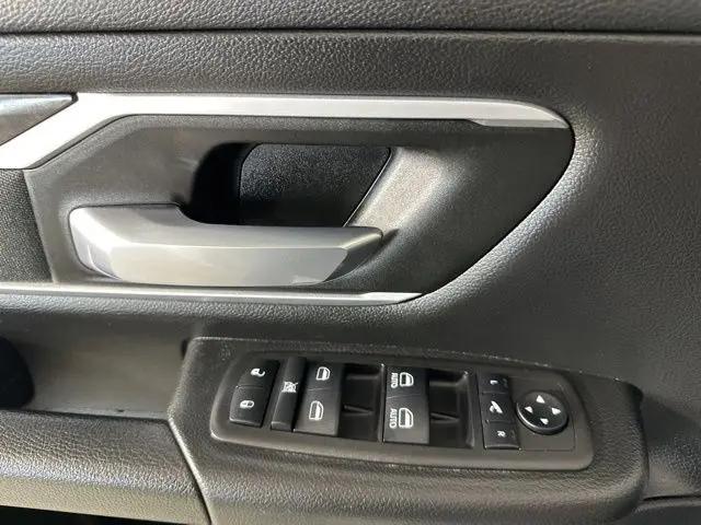 2023 Ram 1500 Lone Star Crew Cab 4x4 5'7" Box