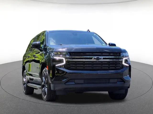 2022 Chevrolet Suburban 4WD RST