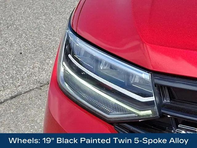 2024 Volkswagen Tiguan 2.0T SE R-Line Black
