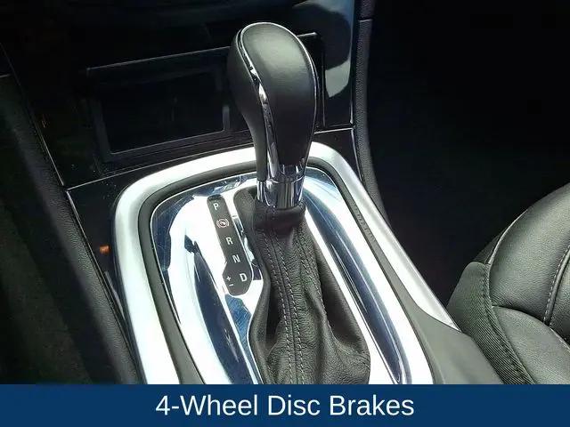 2012 Buick Regal Premium 2