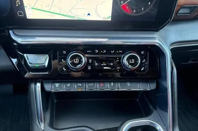 2024 GMC Sierra 3500HD 4WD Crew Cab Long Bed Denali Ultimate