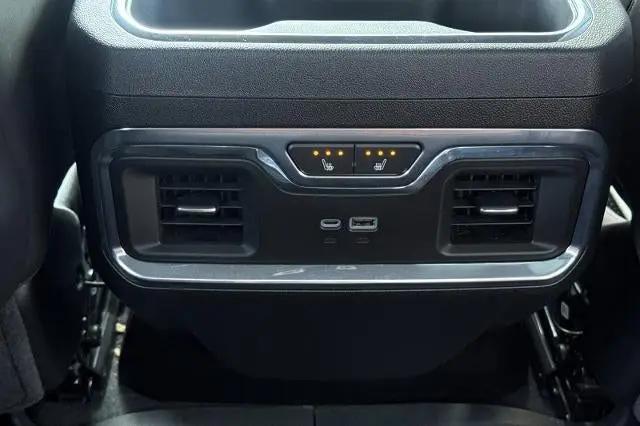 2024 GMC Sierra 3500HD 4WD Crew Cab Long Bed Denali Ultimate