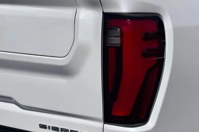 2024 GMC Sierra 3500HD 4WD Crew Cab Long Bed Denali Ultimate