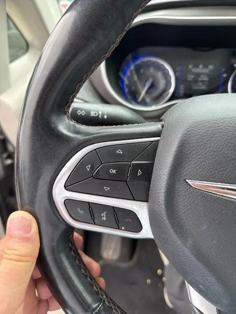 2020 Chrysler Pacifica Touring L